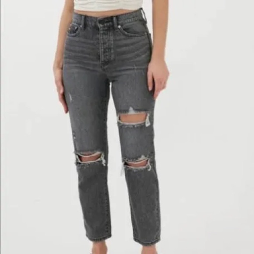 URBAN OUTFITTERS bdg slim straight grey distressed jeans